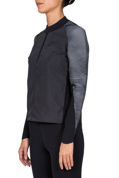 Sportswear Dynamic Reveal - cooder